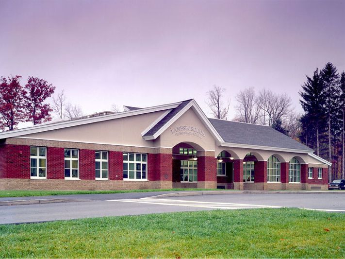 Lanesborough Elementary School