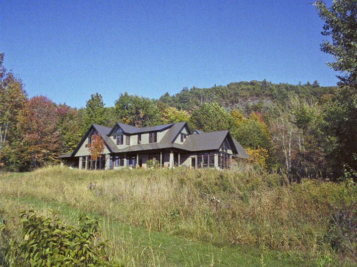 Mead Frisch Residence